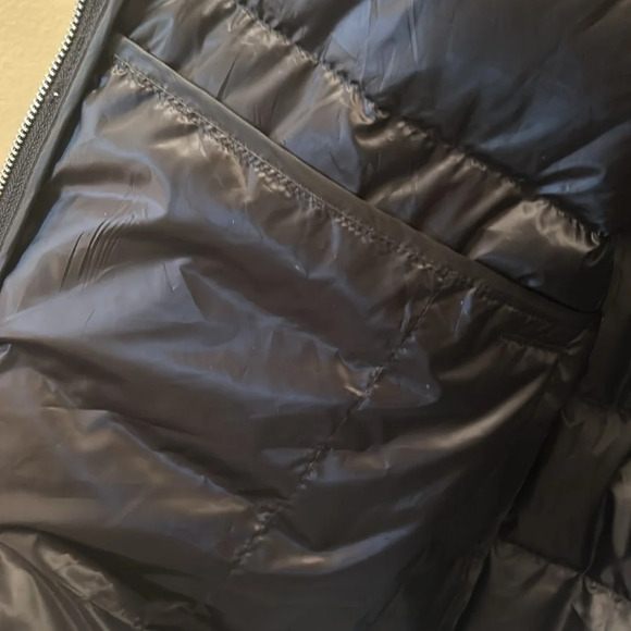 H&M feather down sleeveless zippered vest - Picture 8 of 9